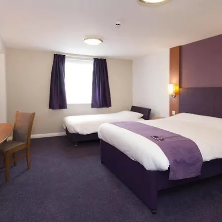 Premier 3* Bradford (West Yorkshire)