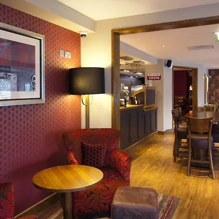 Premier Central 3* Bradford (West Yorkshire)